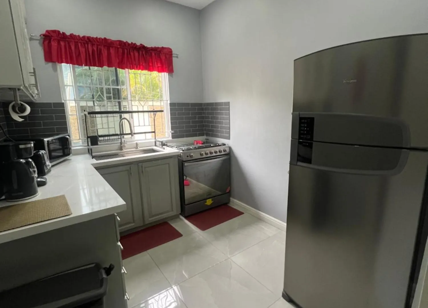 Kingston Vacation Home Two Bedroom Сasa de vacaciones